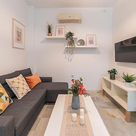 Alohamundi Torres Apartment Seville Exterior photo